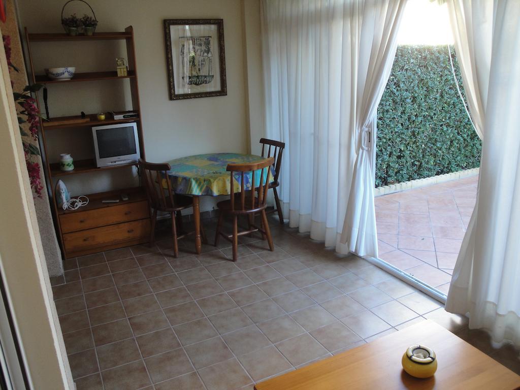 Apartamento Rosaleda Дения Стая снимка